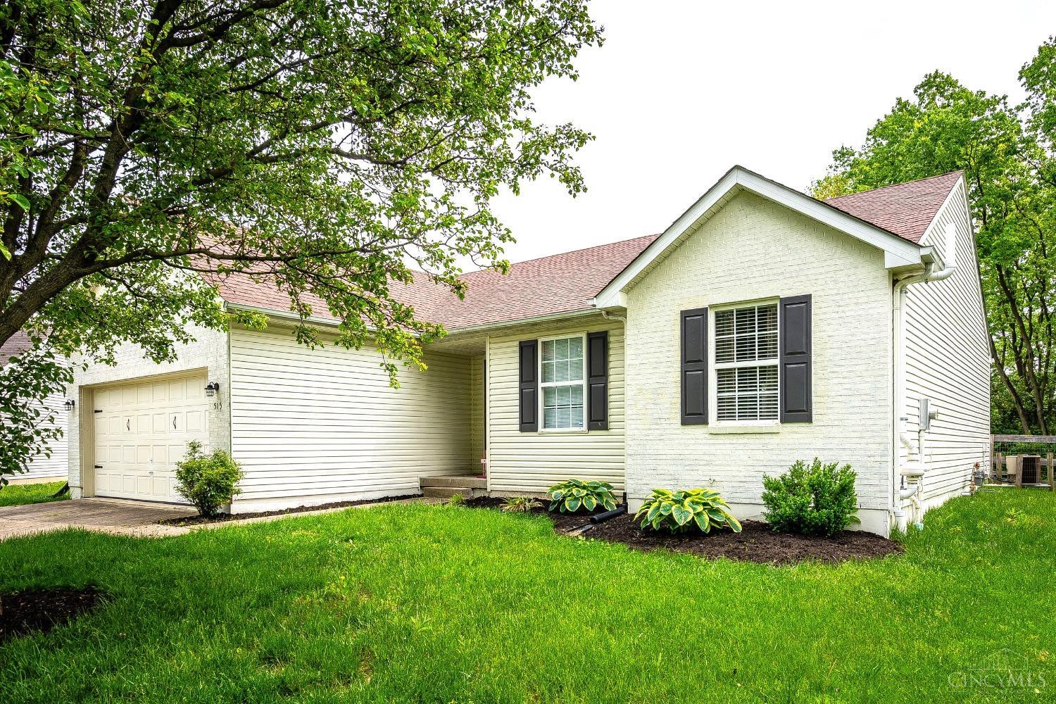 515 Meadowview Place, Trenton, Ohio image 2