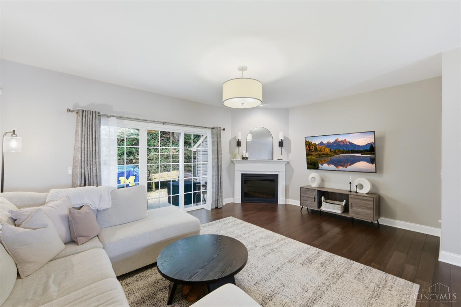 5322 Reserve Circle