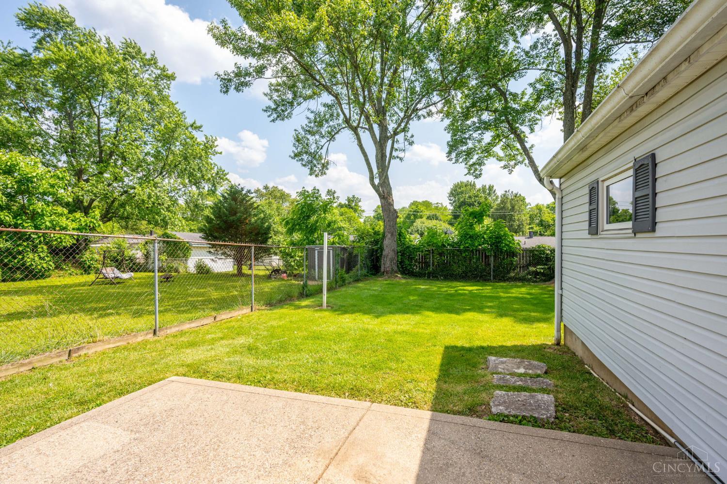 3359 Ainsworth Drive, Colerain Twp, Ohio image 35