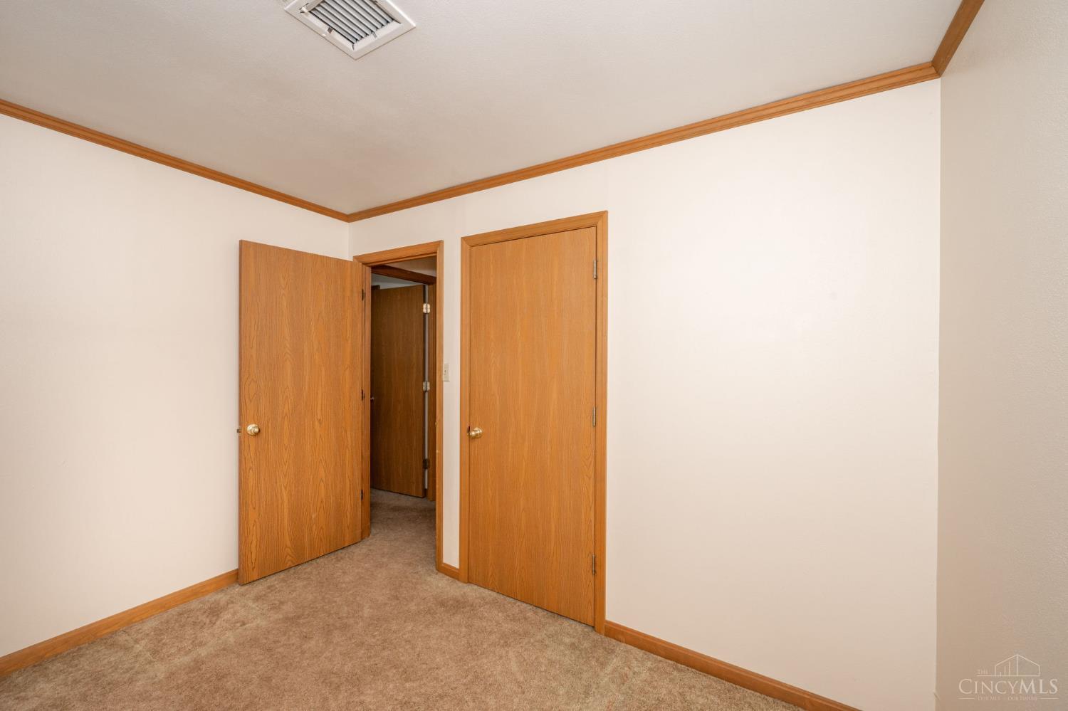 3359 Ainsworth Drive, Colerain Twp, Ohio image 21