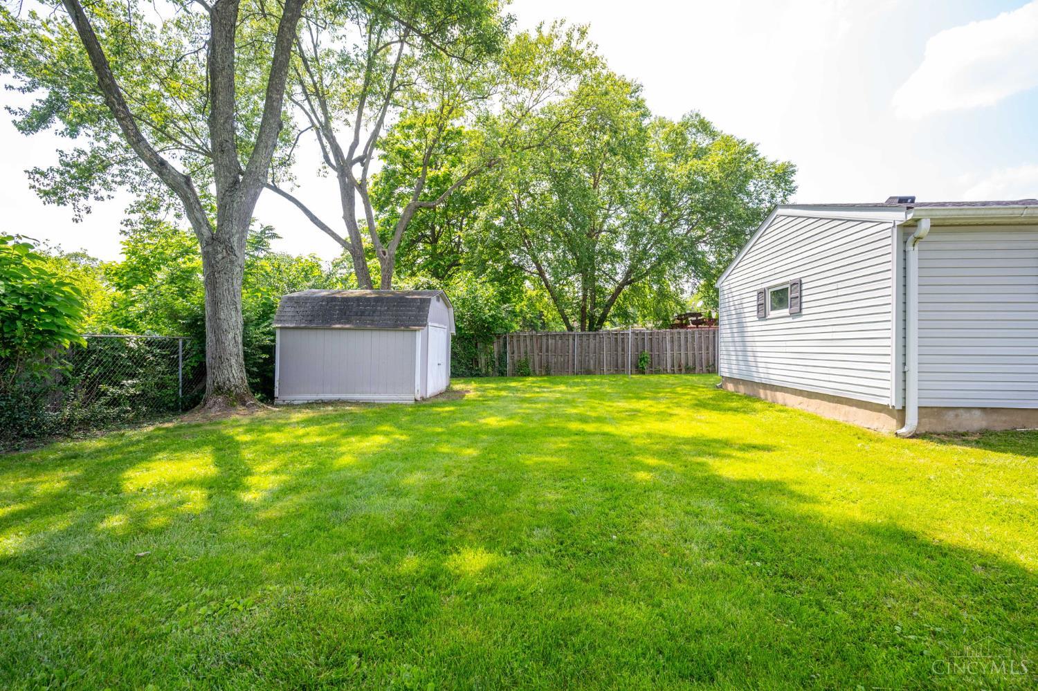 3359 Ainsworth Drive, Colerain Twp, Ohio image 38