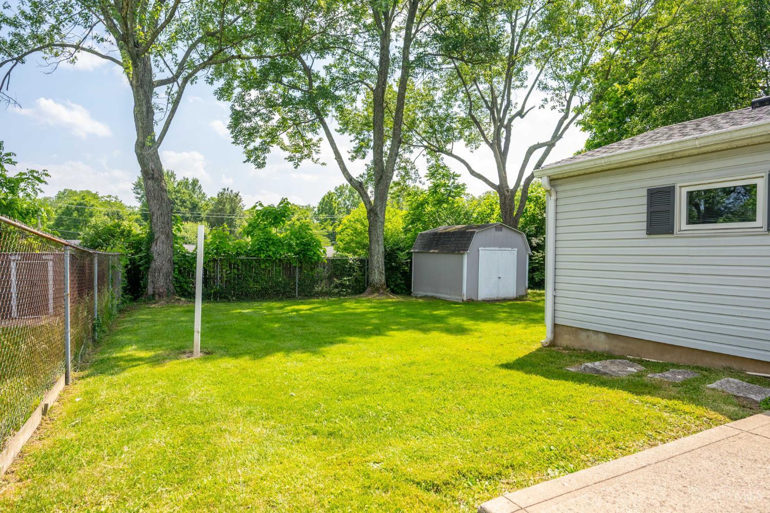 3359 Ainsworth Drive, Colerain Twp, Ohio image 34