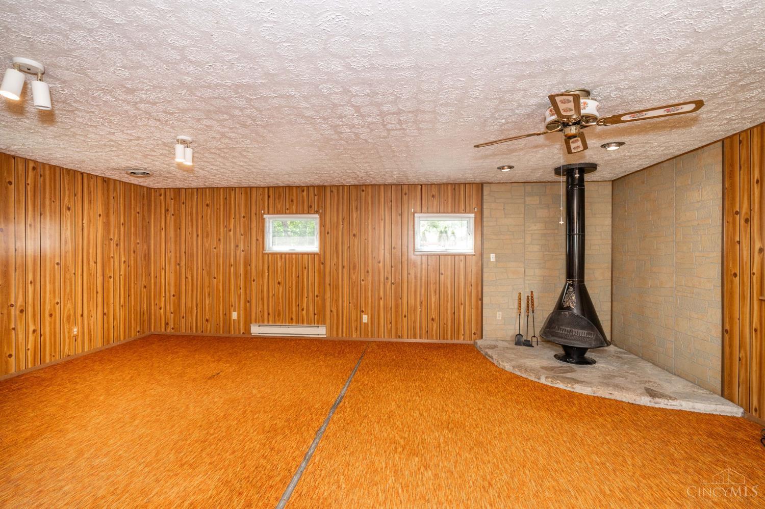 3359 Ainsworth Drive, Colerain Twp, Ohio image 10