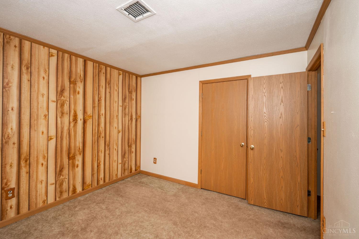 3359 Ainsworth Drive, Colerain Twp, Ohio image 24