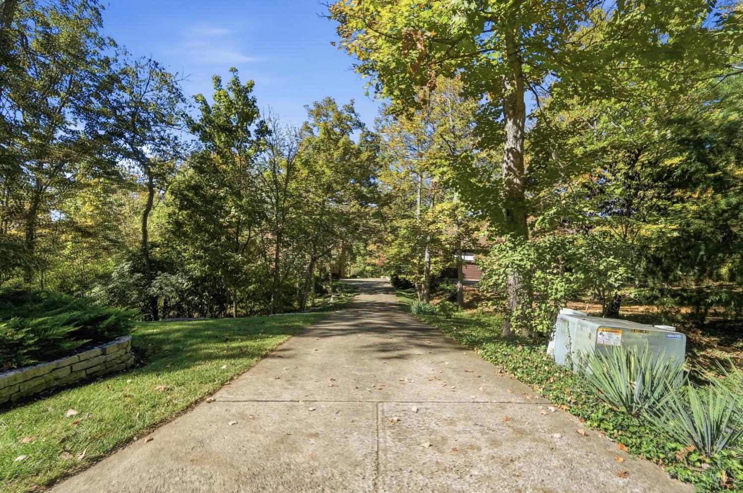 1091 Raintree Drive