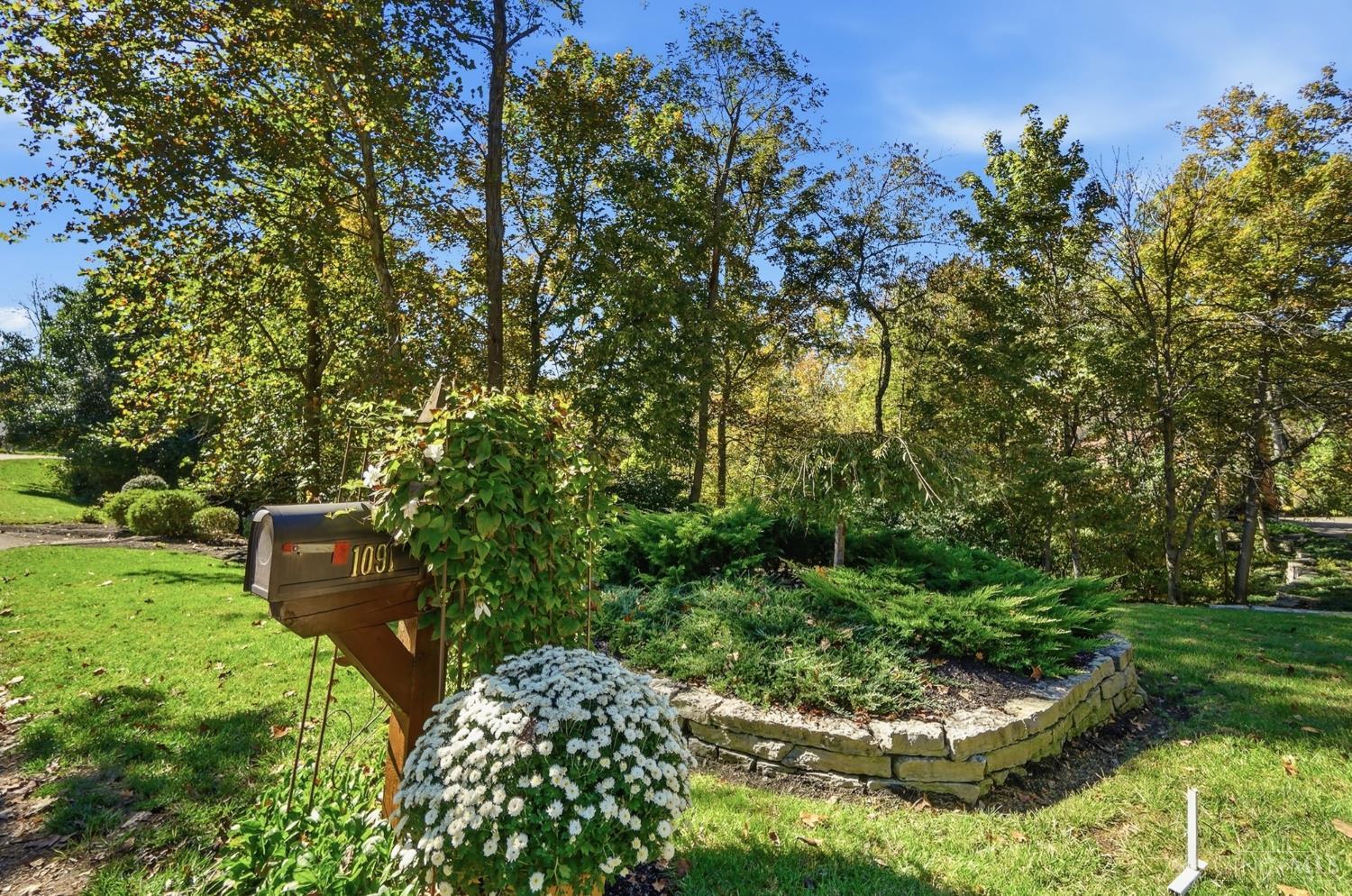 1091 Raintree Drive