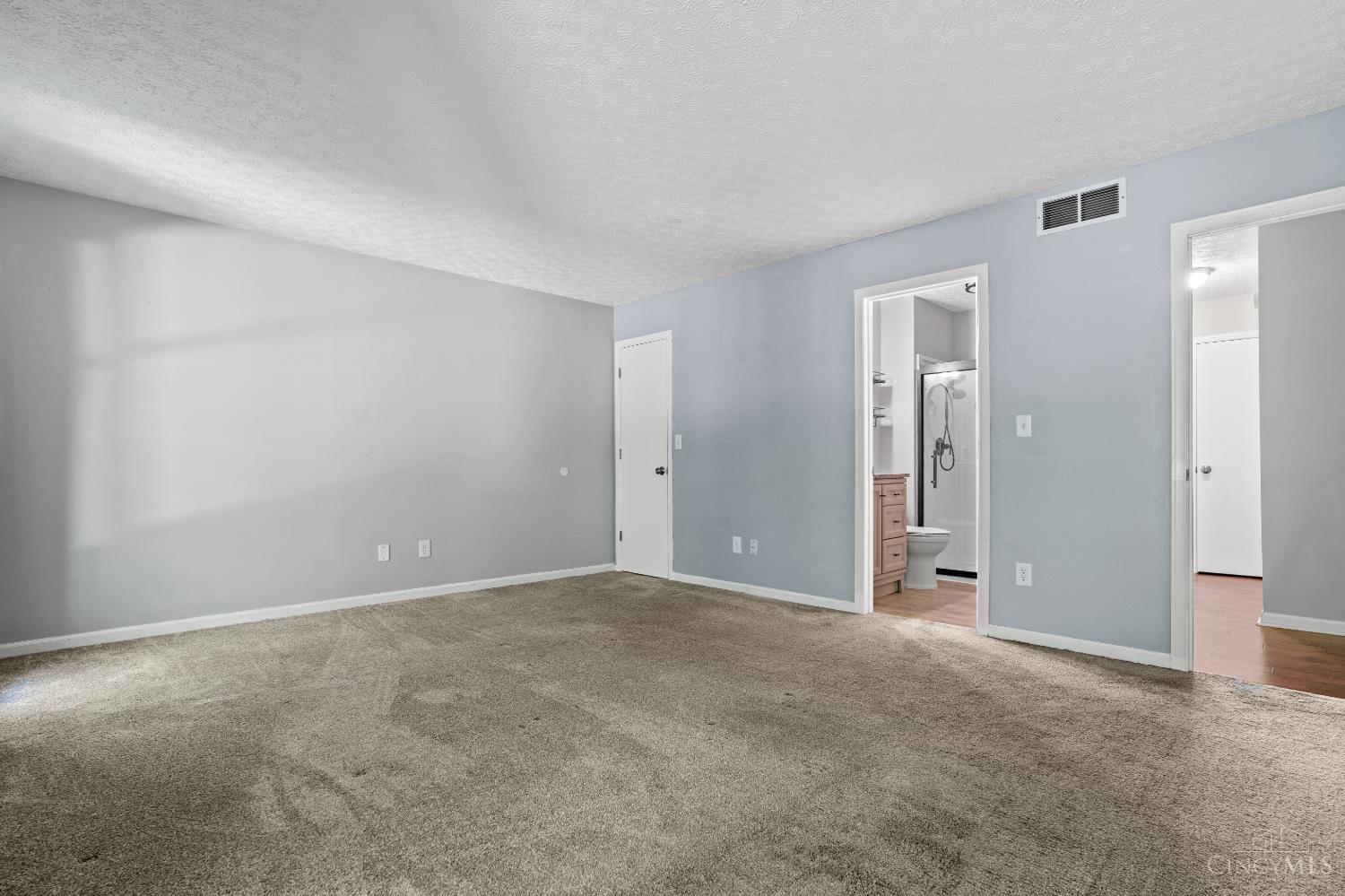2020 Woodcreek Drive, Fairfield, Ohio image 14