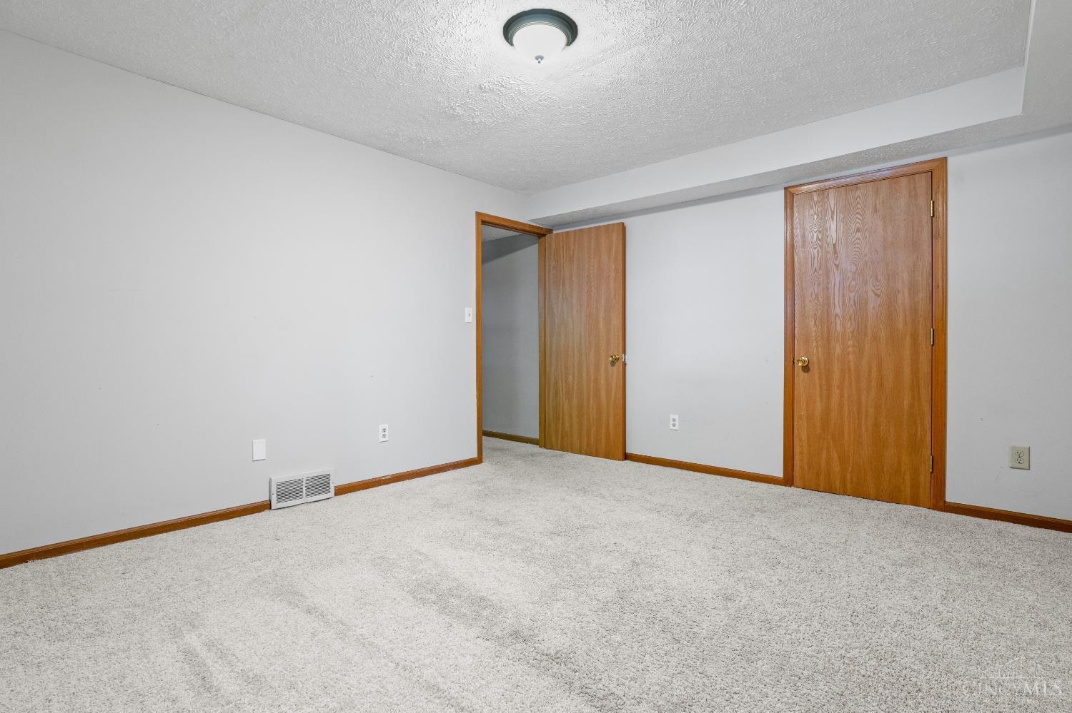 2020 Woodcreek Drive, Fairfield, Ohio image 30