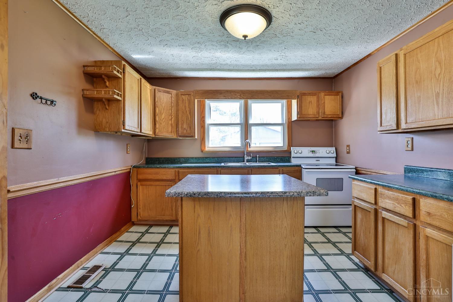 3802 Jewell Avenue, Middletown, Ohio image 10