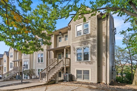 Condo For Sale - 927 Auburnview Drive<br/> Cincinnati, OH 45206