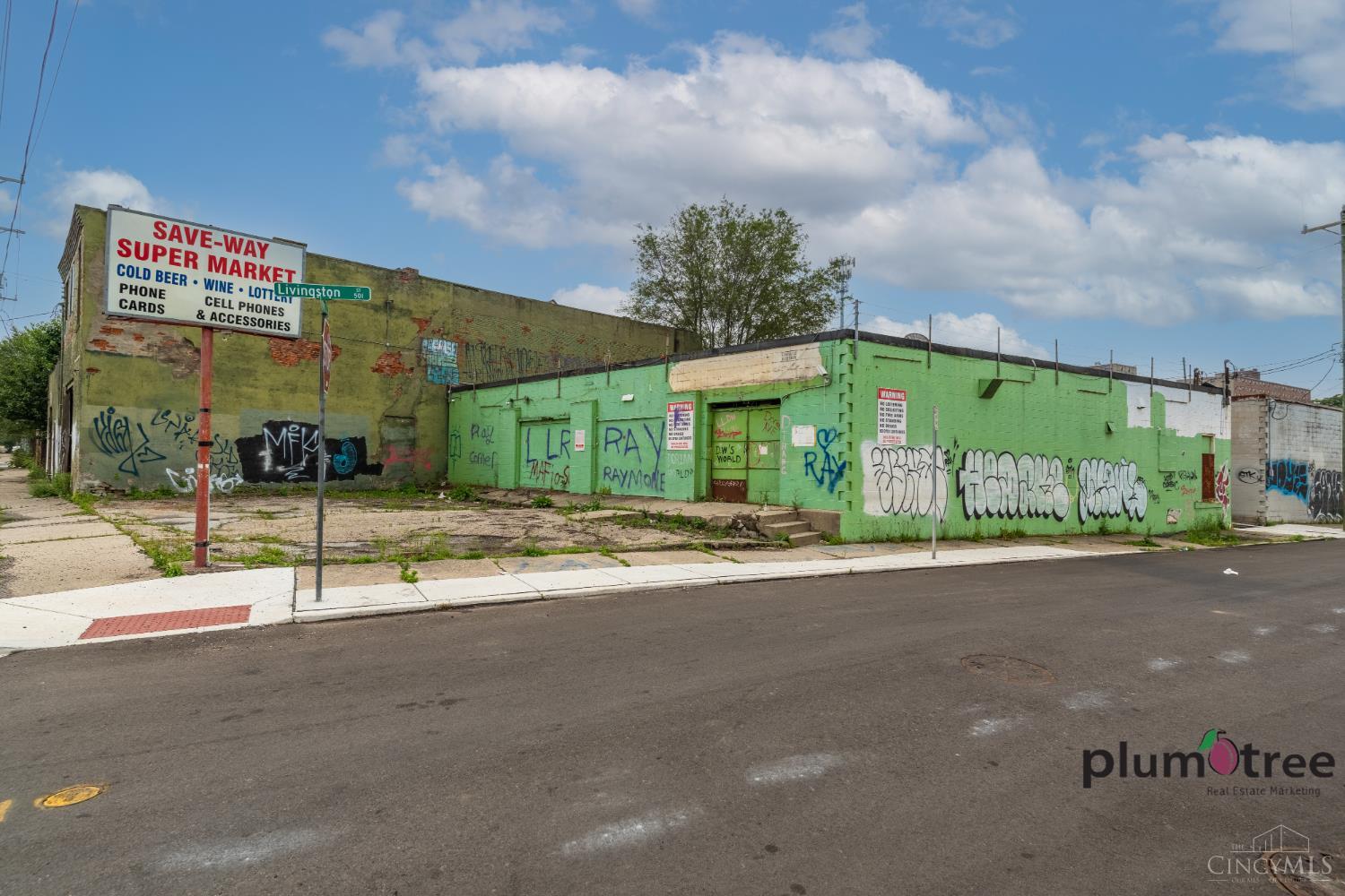 1715 John Street