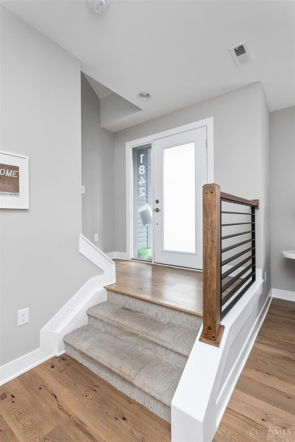 1636 Everly Place