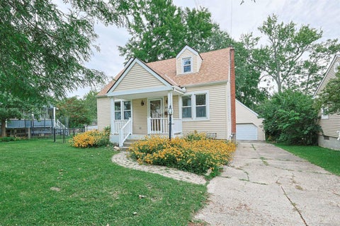 Photo of 7306 Iuka Avenue, Madeira, OH 45243 (MLS # 1891312)