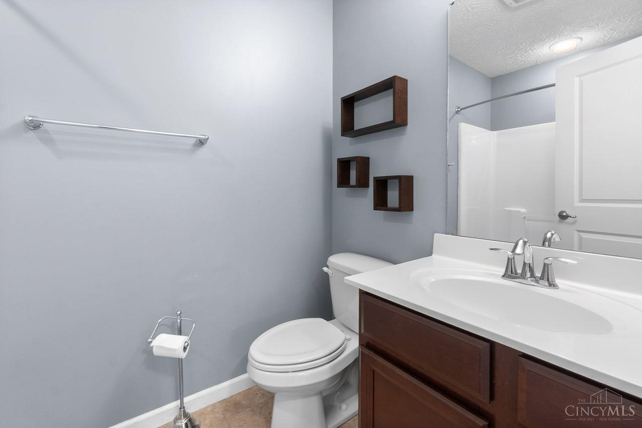 6162 Village Center Avenue, West Chester, Ohio image 23