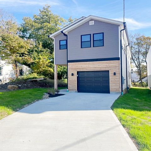 Photo of 5328 Lester Road, Cincinnati, OH 45213 (MLS # 1857373)