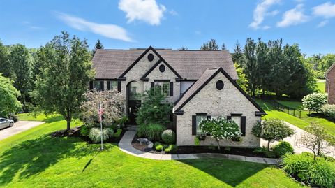 Photo of 884 River Forest Drive, Hamilton Township, OH 45039 (MLS # 1860030) Photo of 884 River Forest Drive, Hamilton Township, OH 45039 (MLS # 1860030)