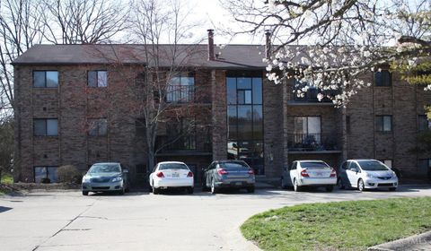 Photo of 7235 Creekview Drive #12, Cincinnati, OH 45247 (MLS # 1876600)