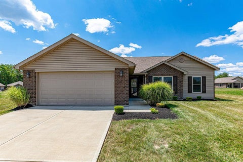 Condo For Sale - 136 Pebble Creek Drive<br/> Eaton, OH 45320