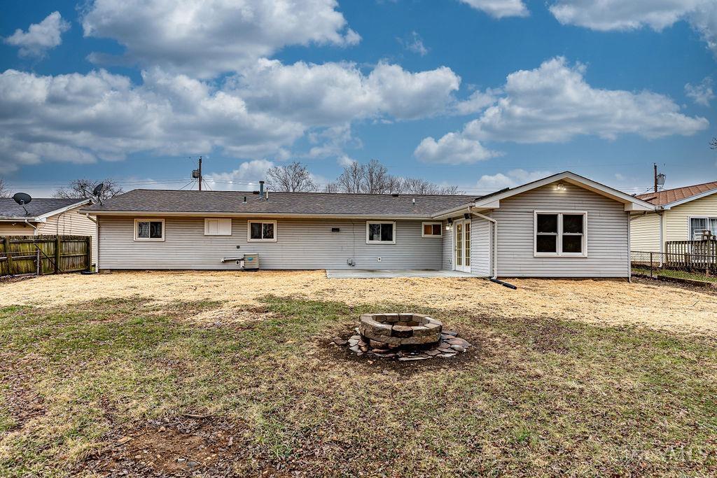 908 Brookwood Drive, Trenton, Ohio image 3