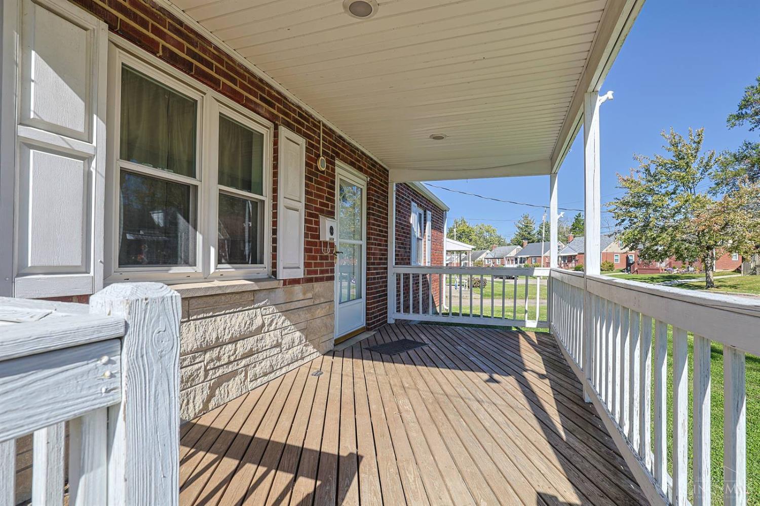 1636 Trillium Court