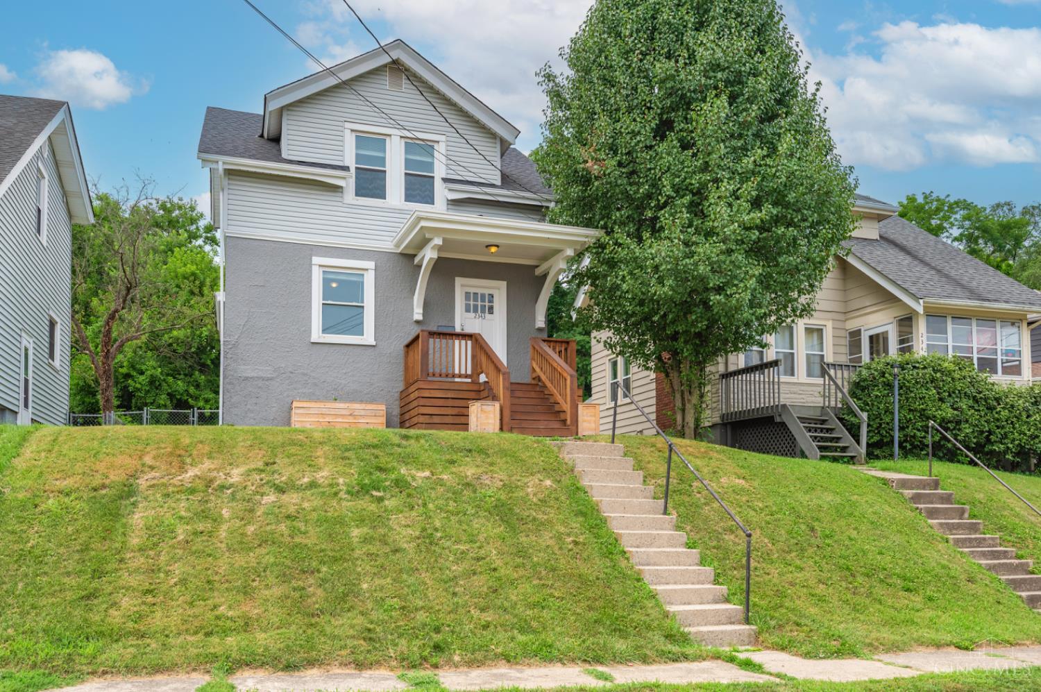 2343 Glenside Avenue