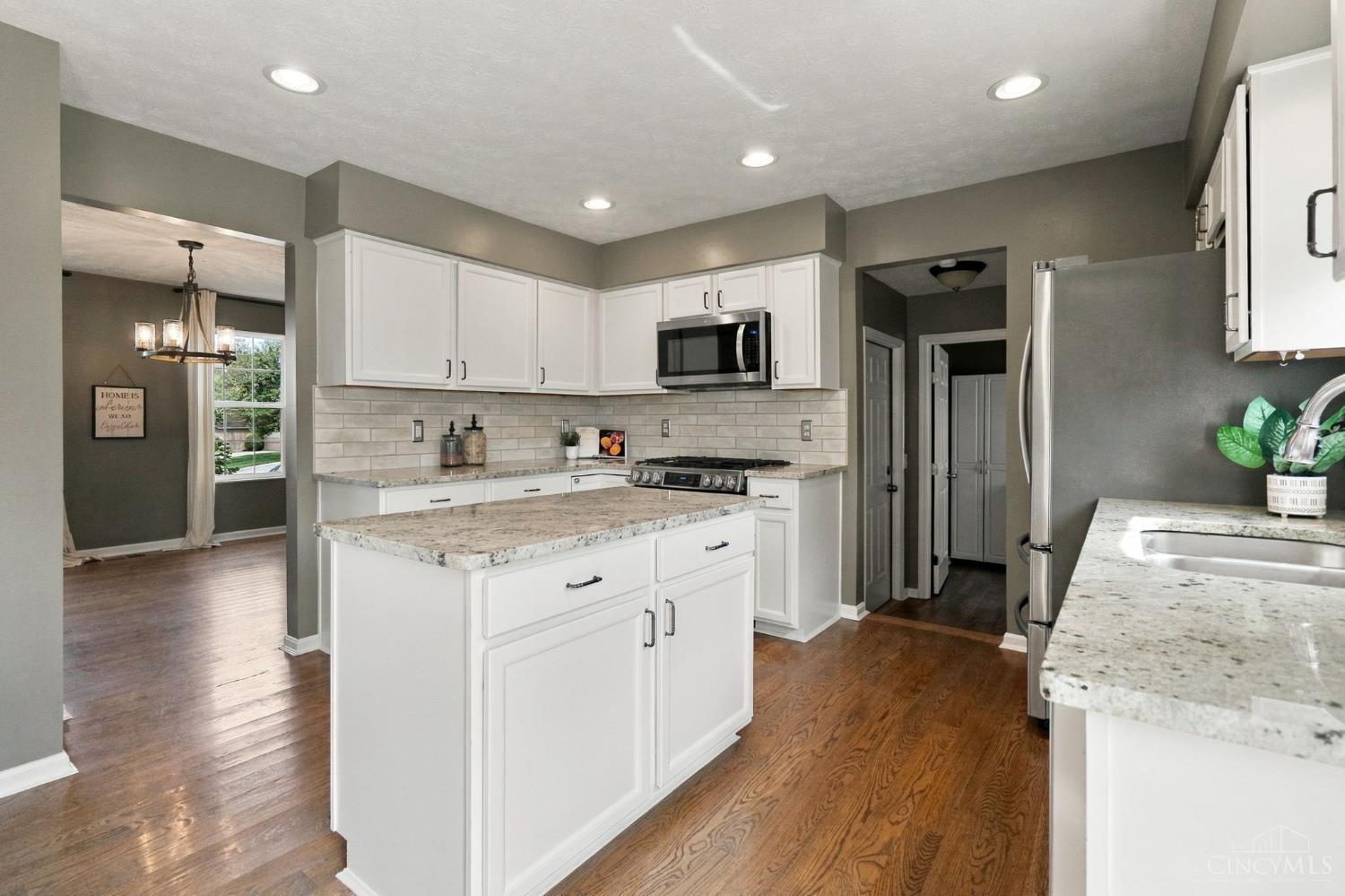 6581 Lucky Lane