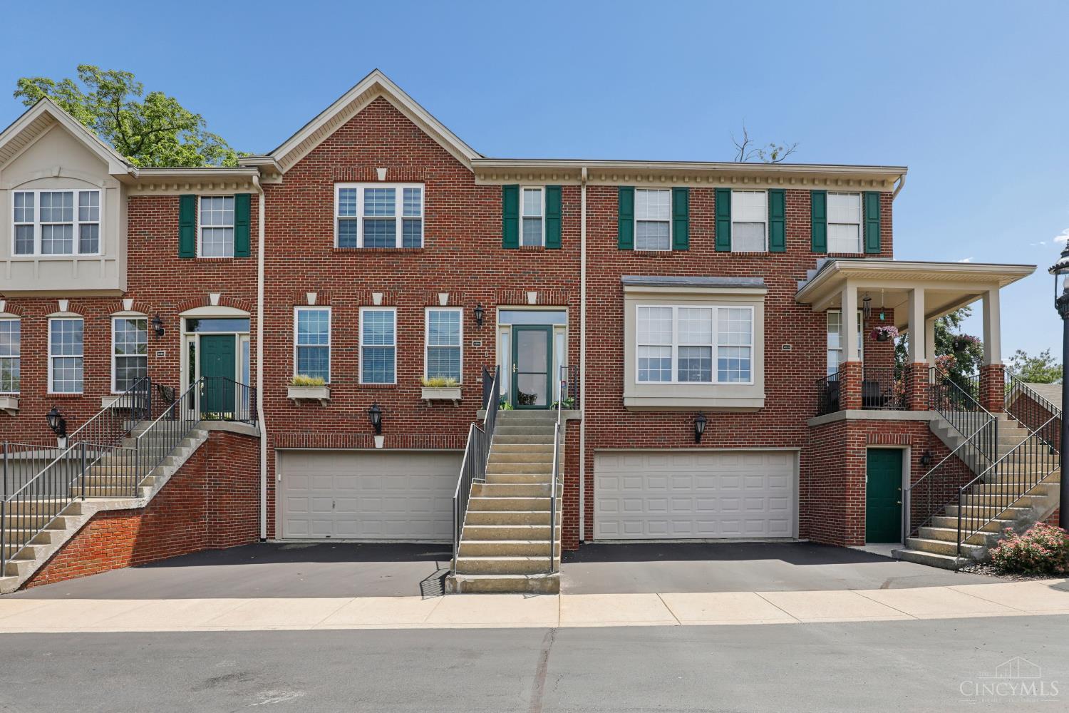 4221 Saint Andrews Place