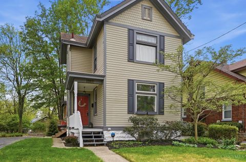 Photo of 3935 St James Avenue, Cincinnati, OH 45236 (MLS # 1875612)