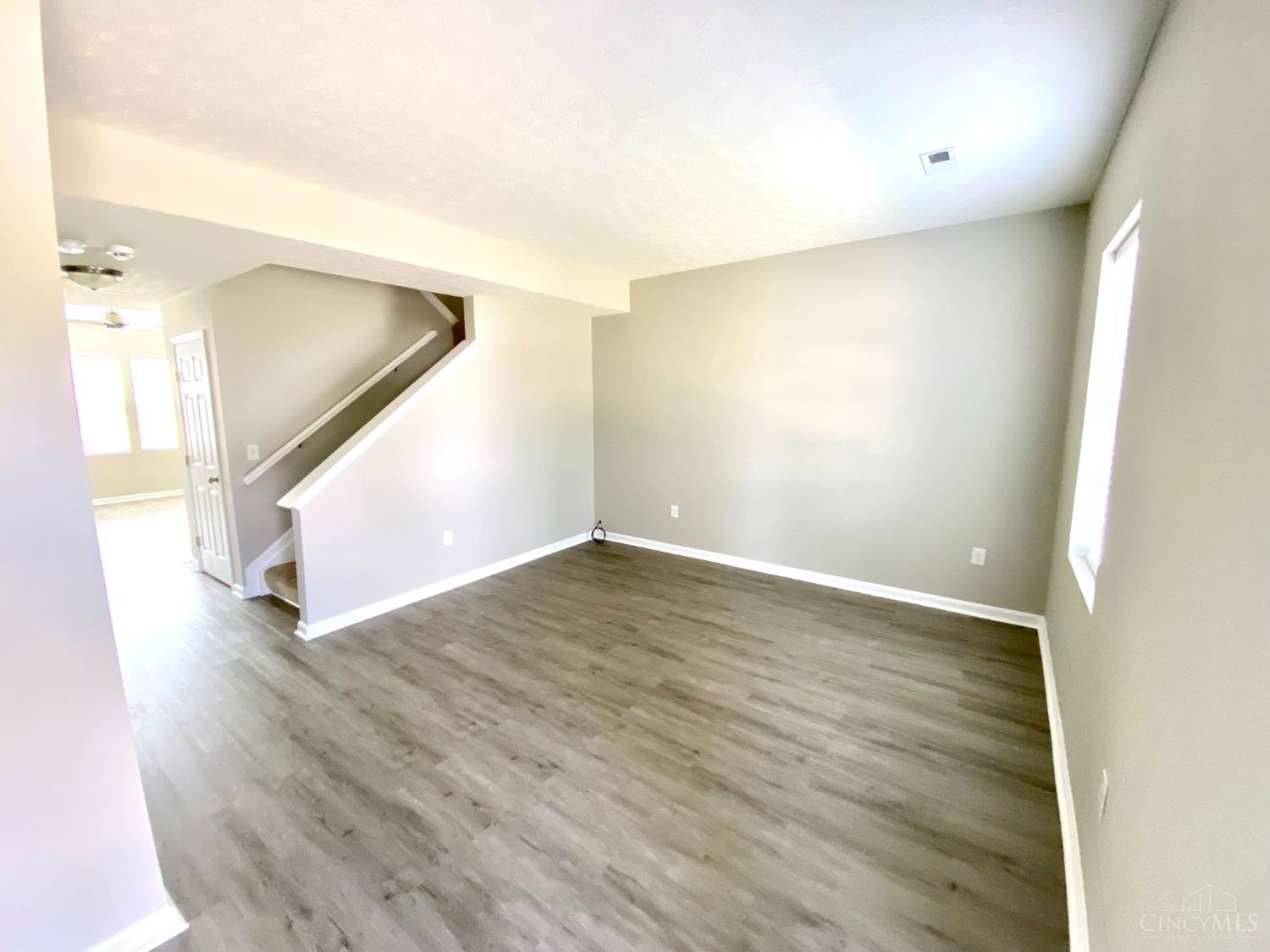 692 Hafton Court