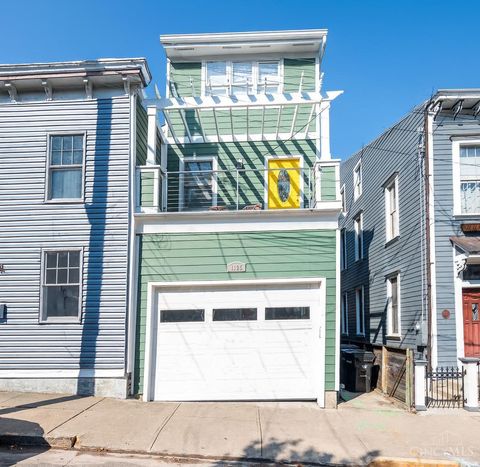 Photo of 1125 Belvedere Street, Cincinnati, OH 45202 (MLS # 1855528)