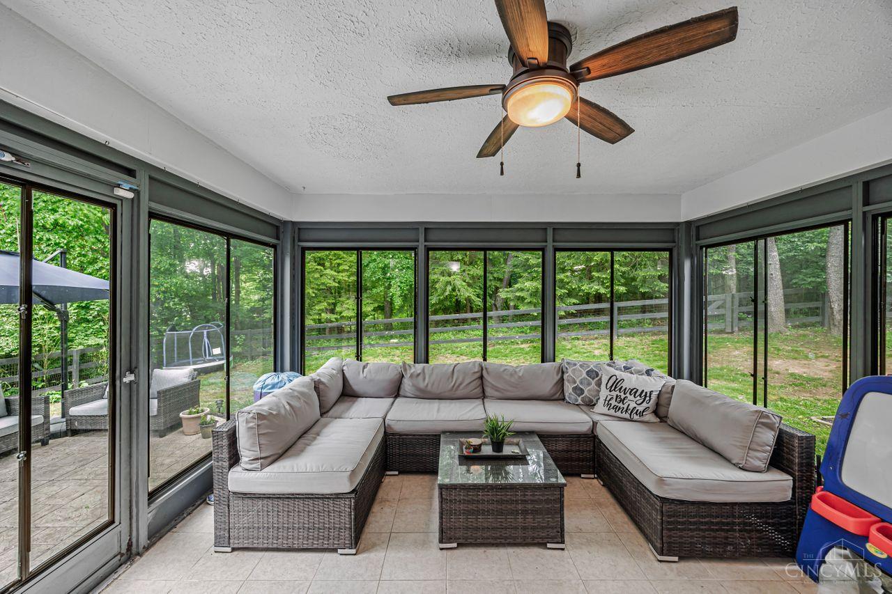 5653 Highland Terrace Drive, Miami Twp, Ohio image 37