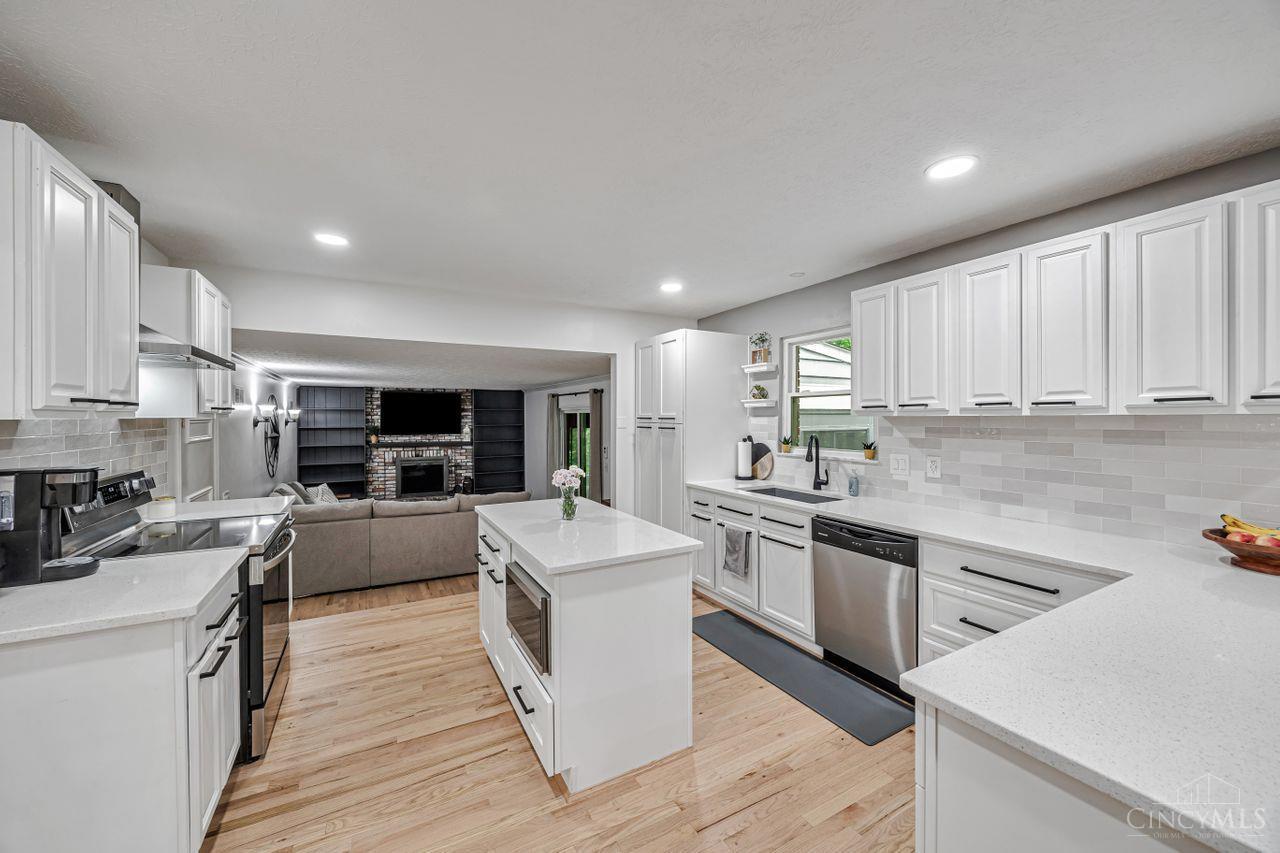 5653 Highland Terrace Drive, Miami Twp, Ohio image 16