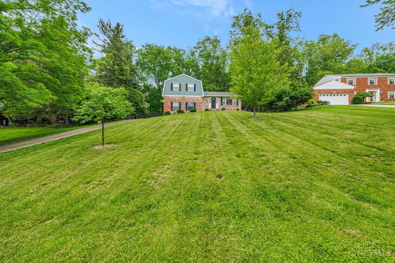 5653 Highland Terrace Drive, Miami Twp, Ohio image 1