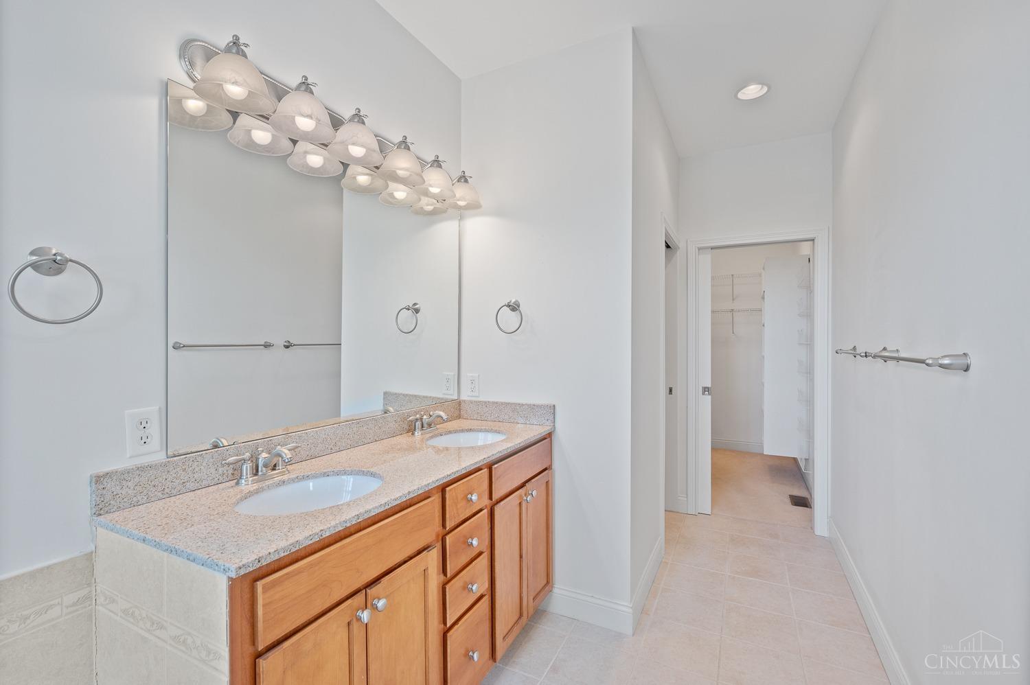 414 Strafer Street, Cincinnati, Ohio image 27