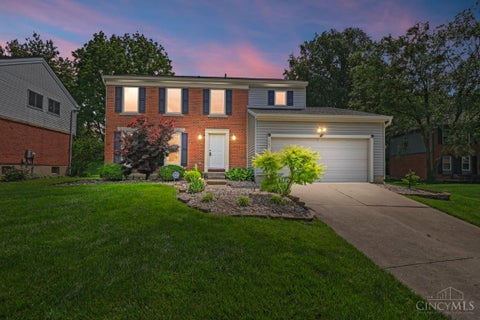 Homes For Sale - 5905 Sovereign Drive<br/> Hamilton County, Sharonville, OH 45241