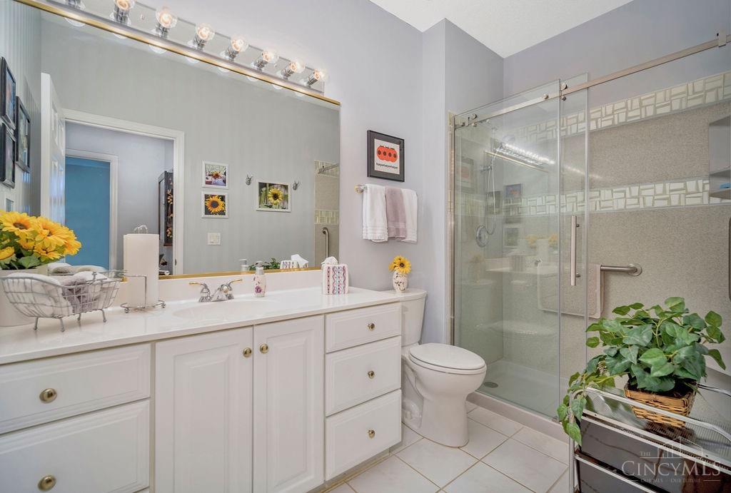 1668 Nichole Court, Hamilton, Ohio image 17