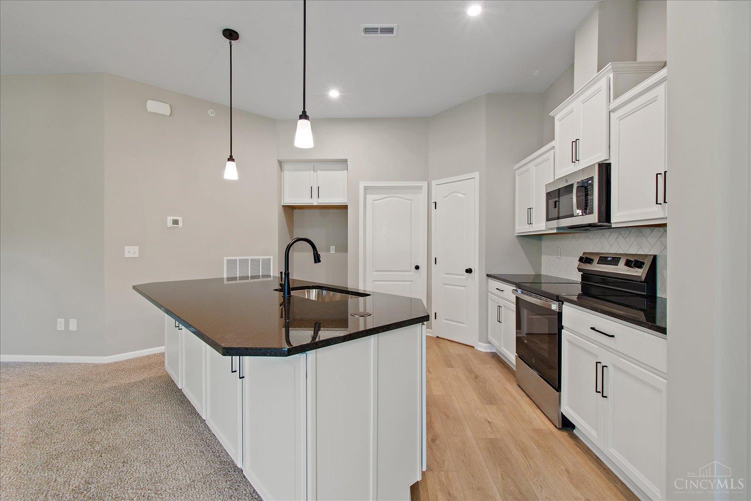 527 Tradition Ridge 81304