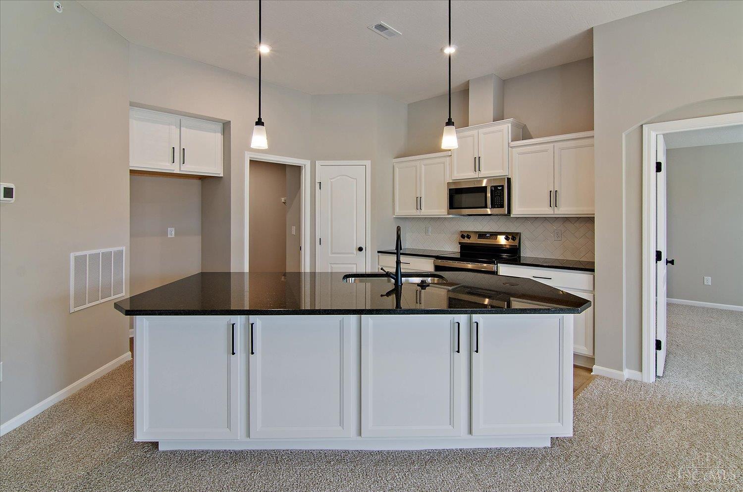 527 Tradition Ridge 81304