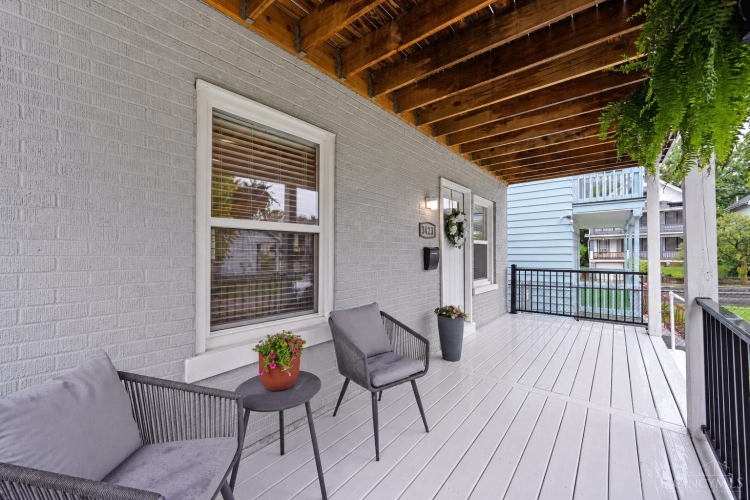 3423 Algona Place
