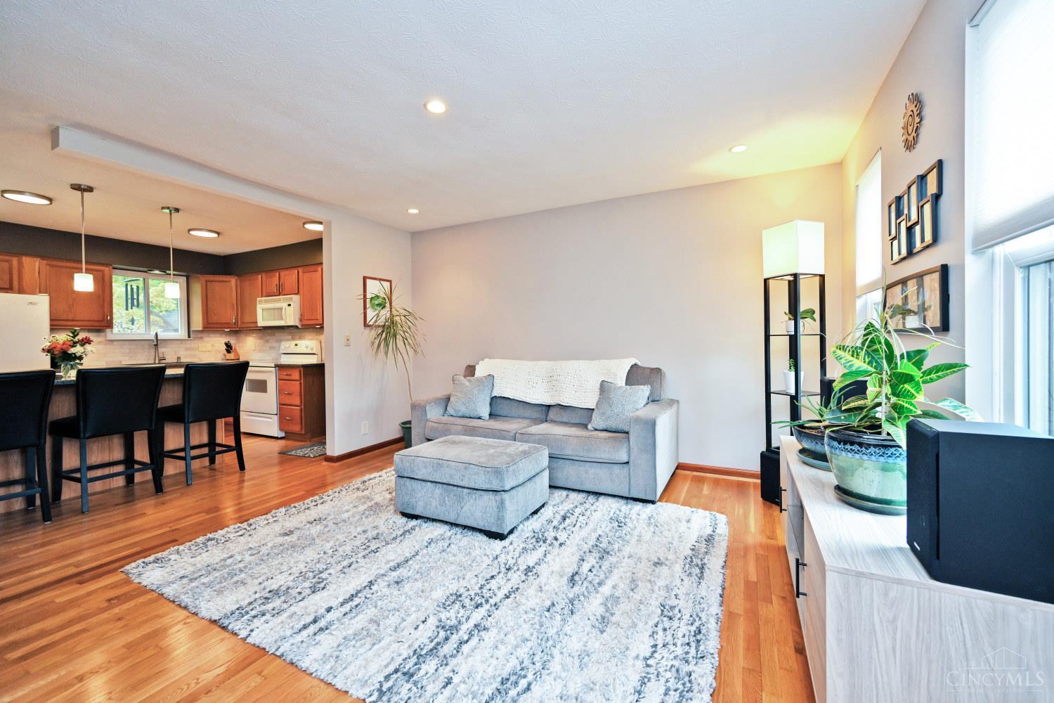 3353 Jenny Lind Road