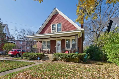Photo of 2824 Montana Avenue, Cincinnati, OH 45211 (MLS # 1862225)