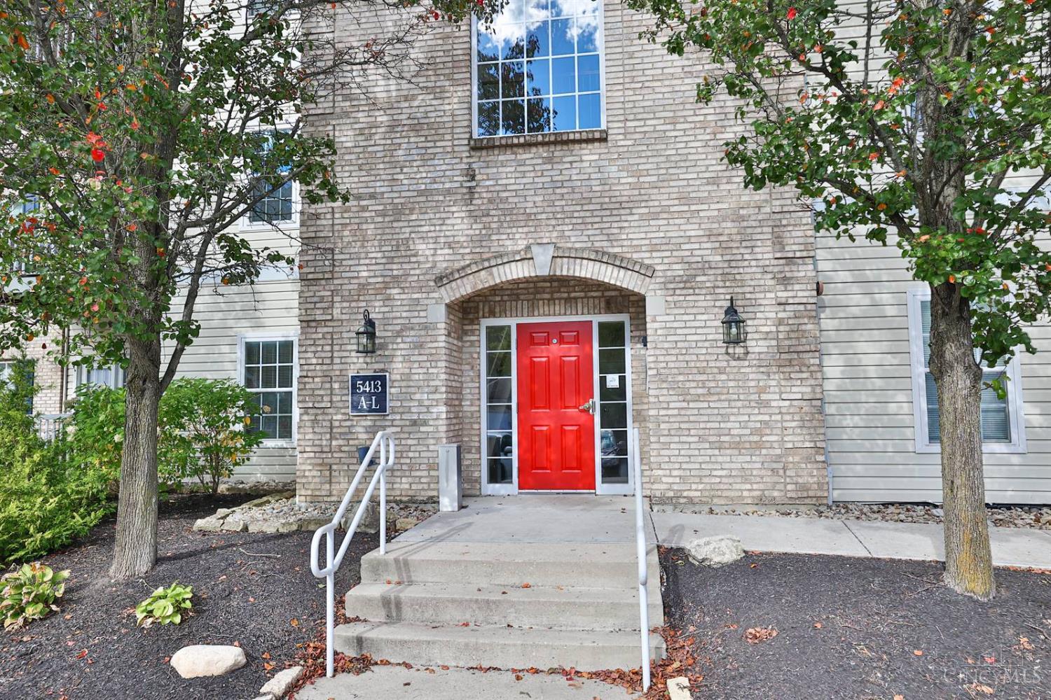 5413 Michelles Oak B