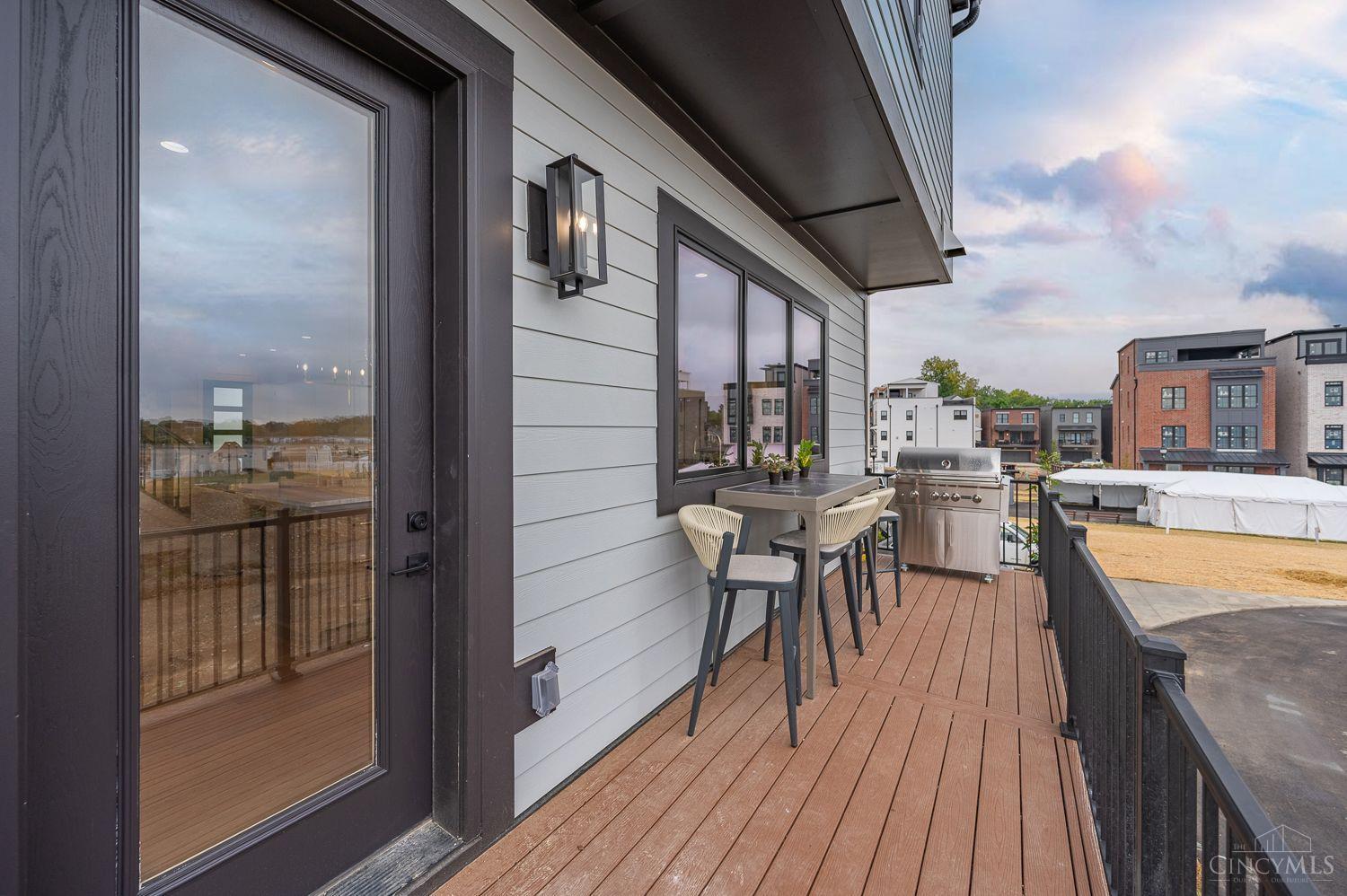 2926 Three Oaks Lane