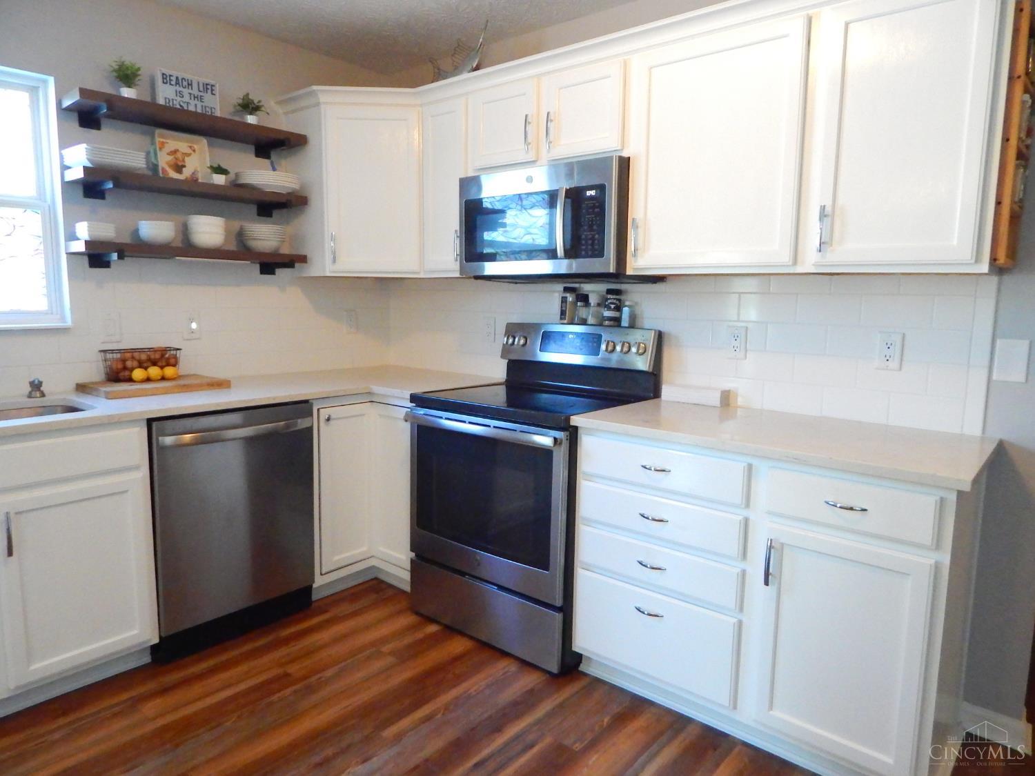 5917 Pepperridge Court