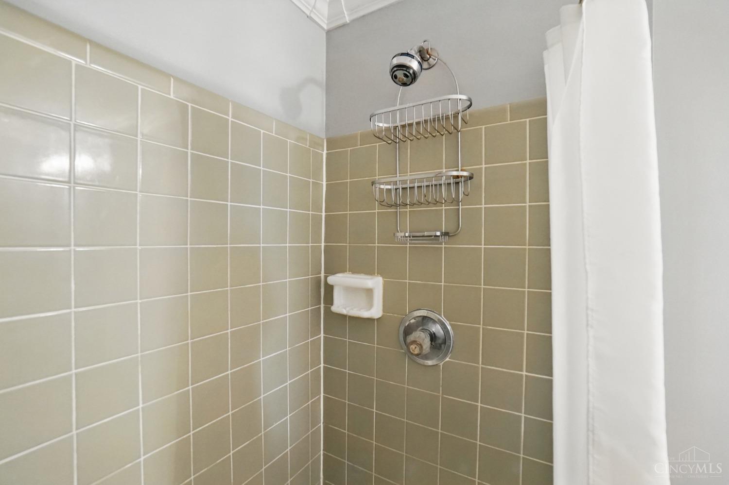 11651 Montvale Drive, Colerain Twp, Ohio image 28