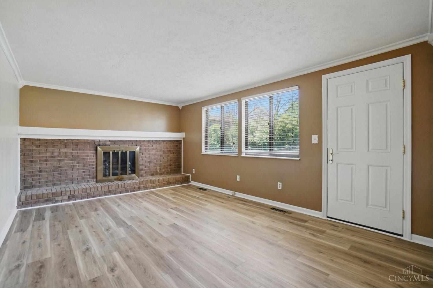 11651 Montvale Drive, Colerain Twp, Ohio image 3