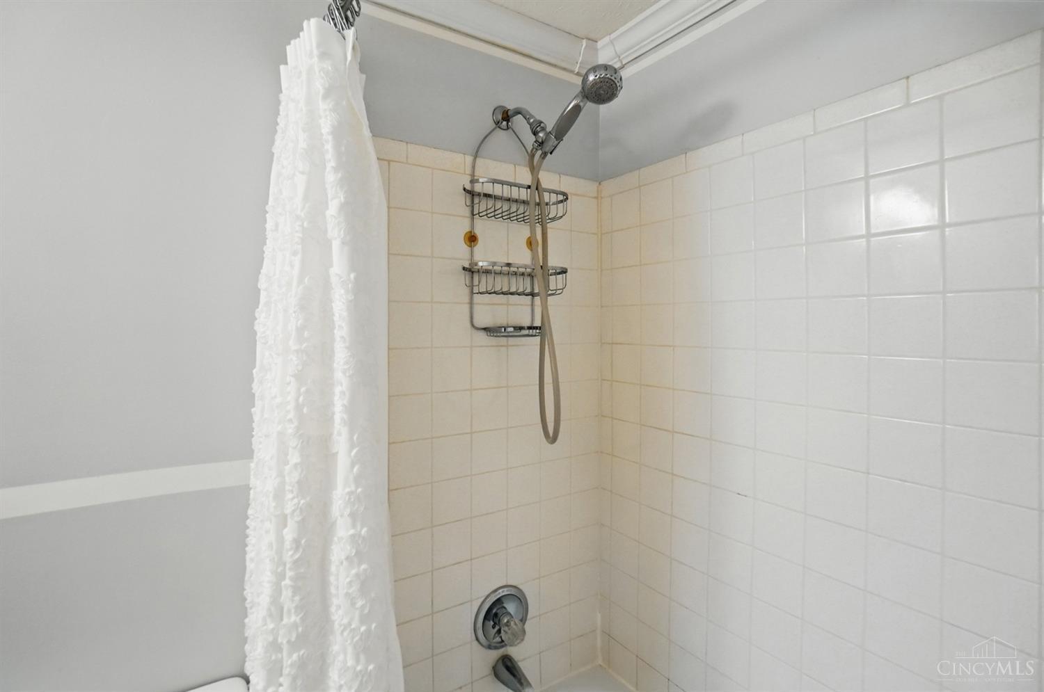 11651 Montvale Drive, Colerain Twp, Ohio image 35
