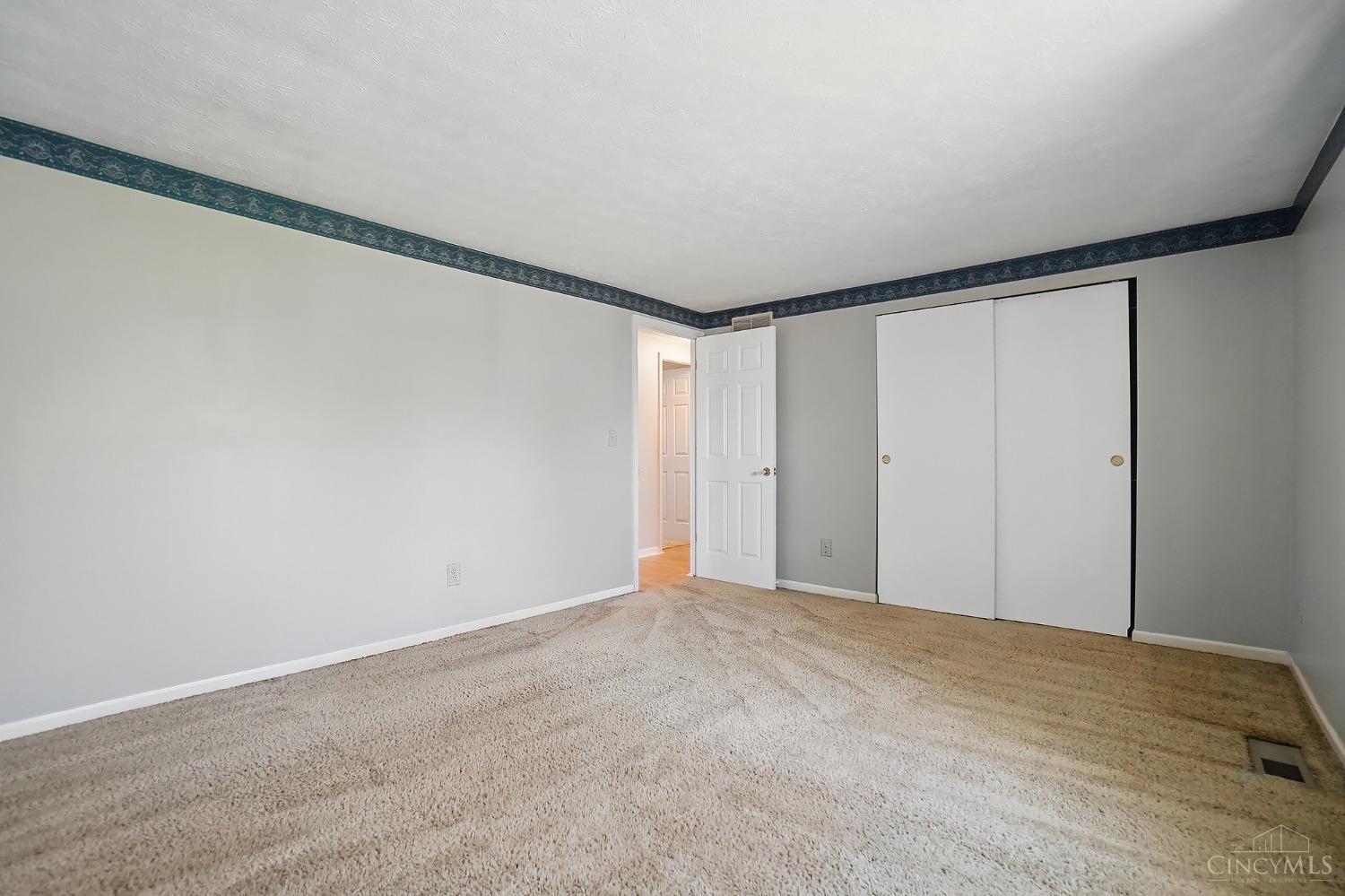 11651 Montvale Drive, Colerain Twp, Ohio image 38