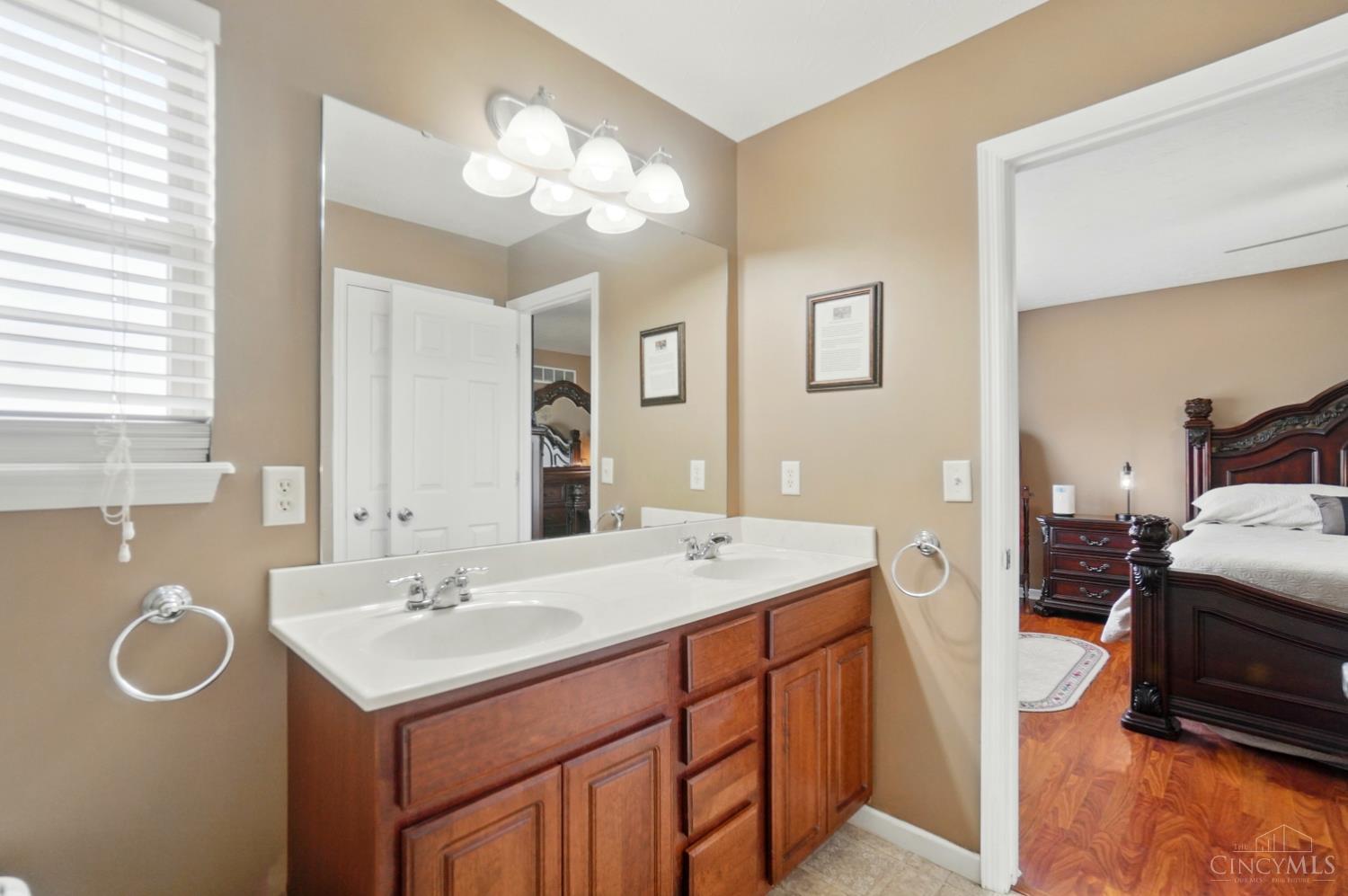 75 Bayberry Lane, Monroe, Ohio image 32