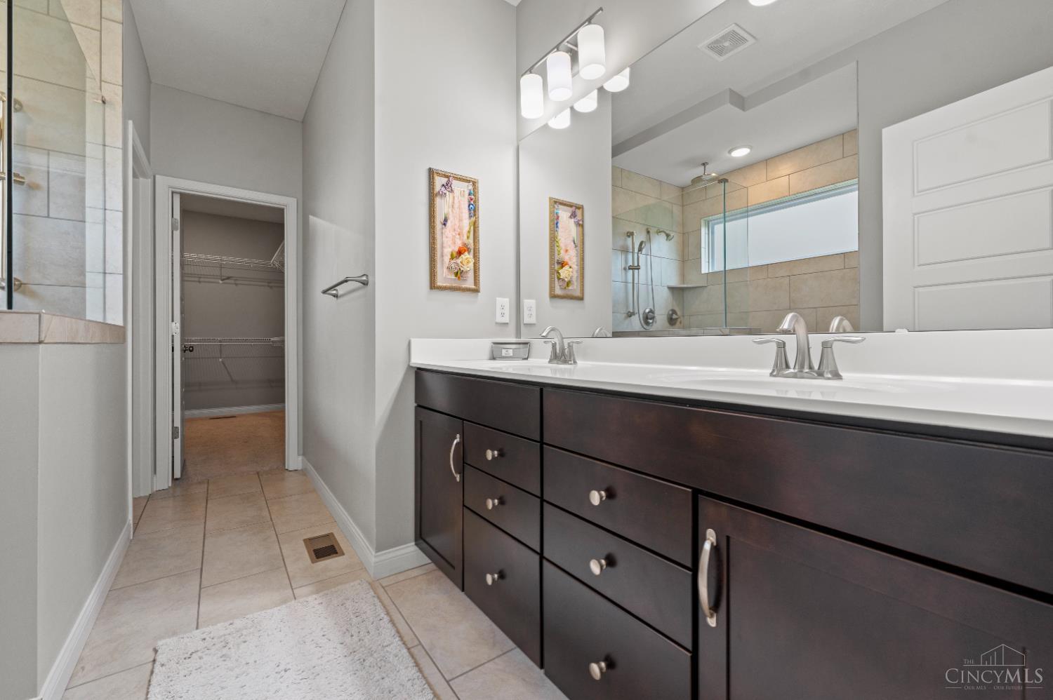 9252 W Meadow Drive, West Chester, Ohio image 38